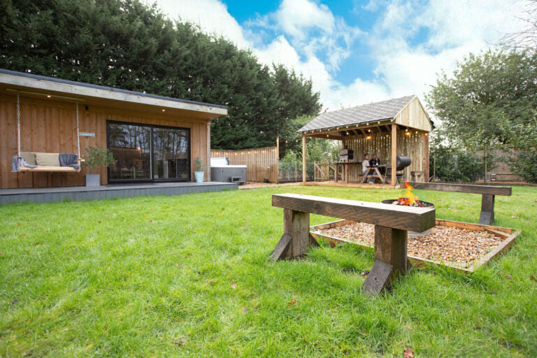English Oak Lodge